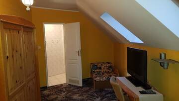 Фото номера Трехместный номер Мотели Motel Domek Myśliwski г. Bobolice 3